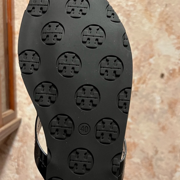 Black Tory Burch Sandals with Box - Picture 4 of 4